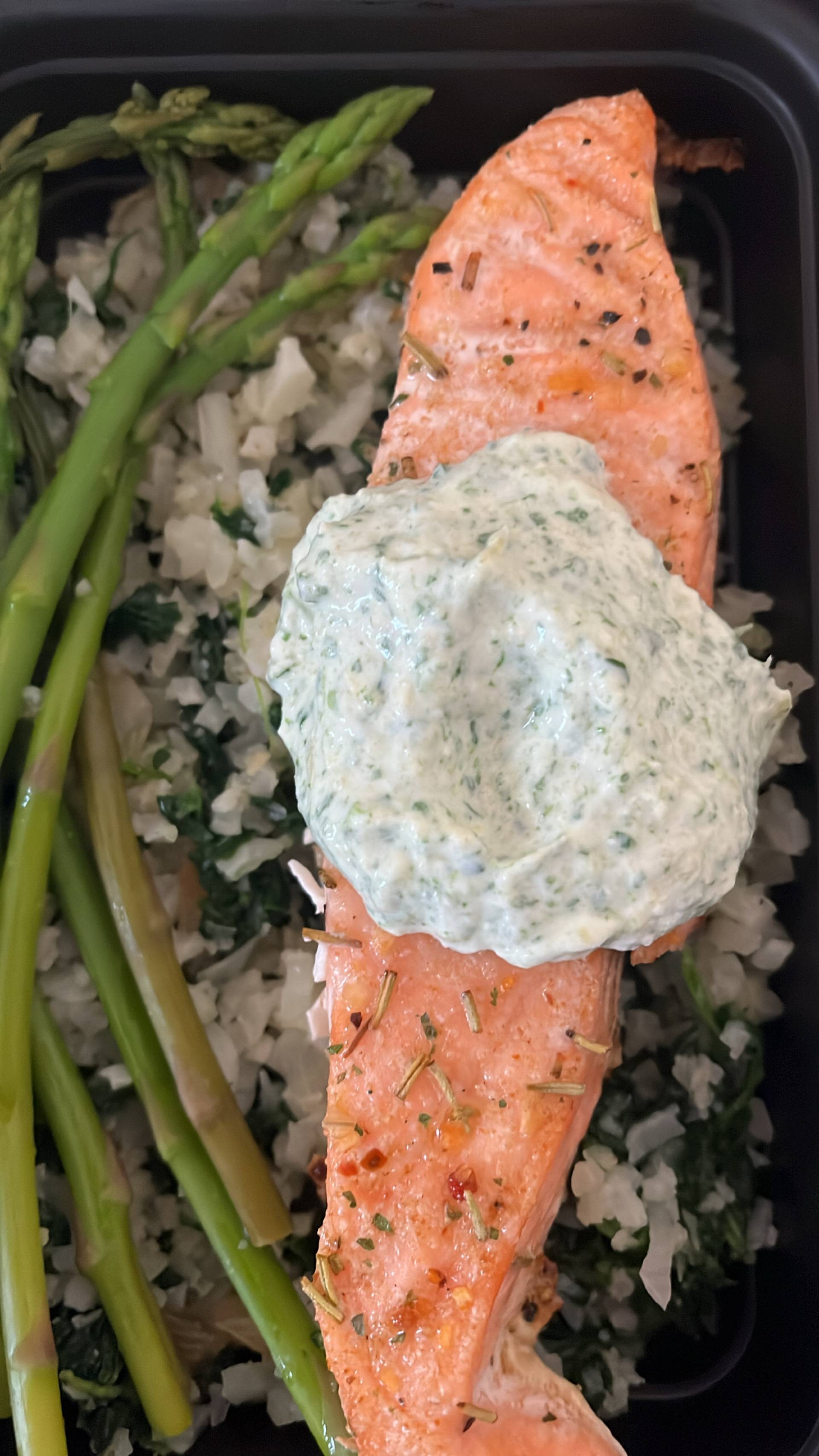 Low Carb Salmon, Spinach & Artichoke Dip