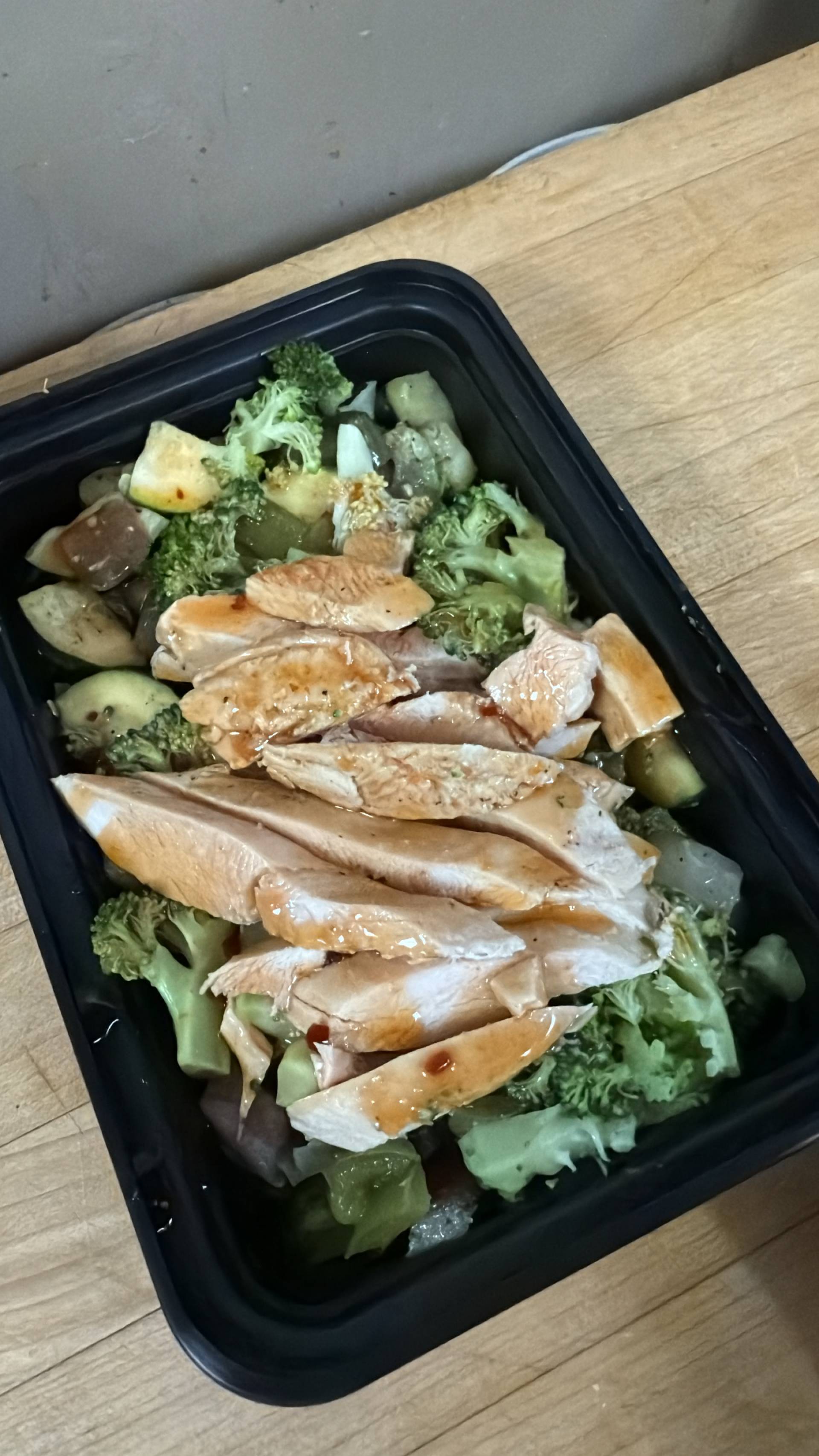 Keto Low Carb) Asian Ginger Chicken & Veggies