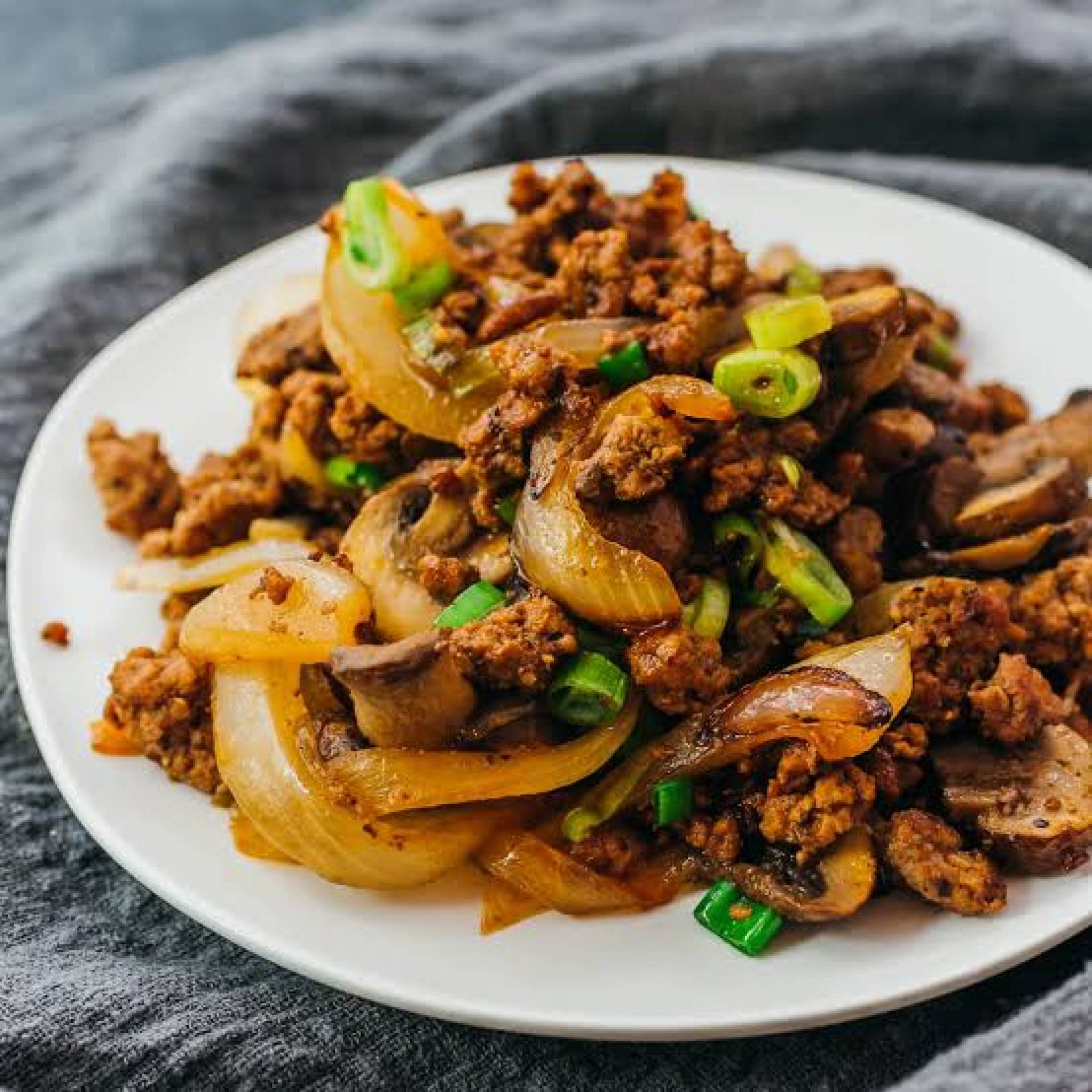 Keto/ Low Carb) French Onion, Spicy Beef & Mushrooms